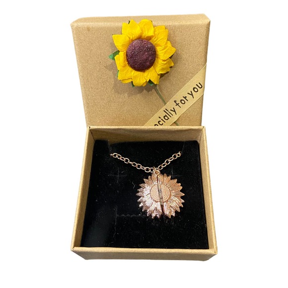 '' You Are My Sunshine '' Gold plated alloy Locket Sunflower Pendant Necklace - Picture 5 of 7